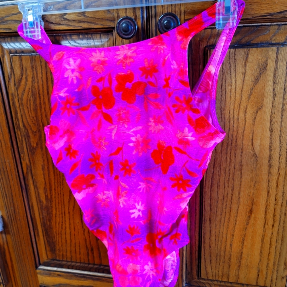 Bathing suit